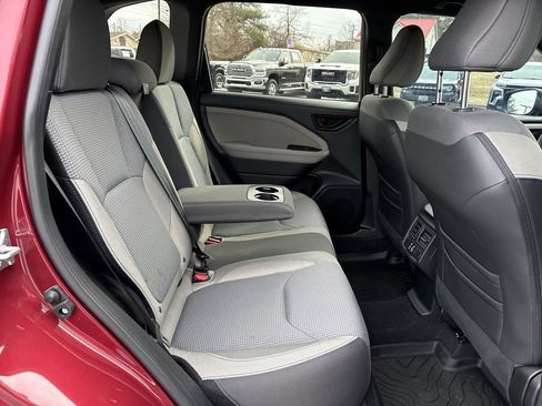 Used 2025 Subaru Forester Premium image 29