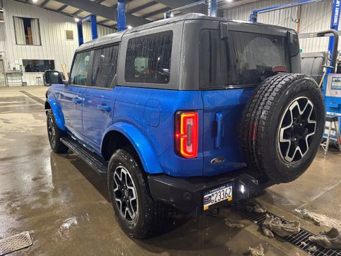 Used 2024 Ford Bronco Outer Banks image 4