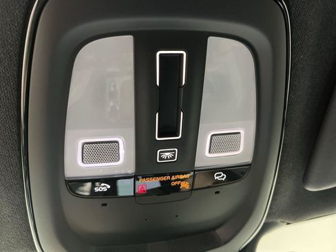 Used 2026 Volvo XC40 B5 Core AWD/4WD image 27