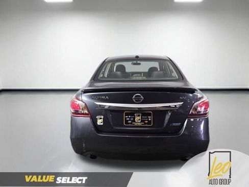 Used 2013 Nissan Altima 2.5 SV w/ 2.5SV Convenience Pkg FWD image 7