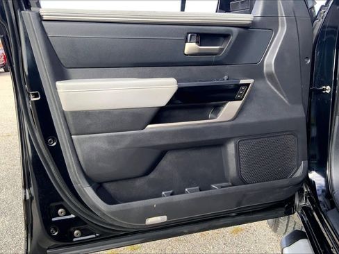 Used 2023 Toyota Tundra Limited image 21