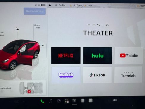 Used 2024 Tesla Model Y Long Range AWD/4WD image 20