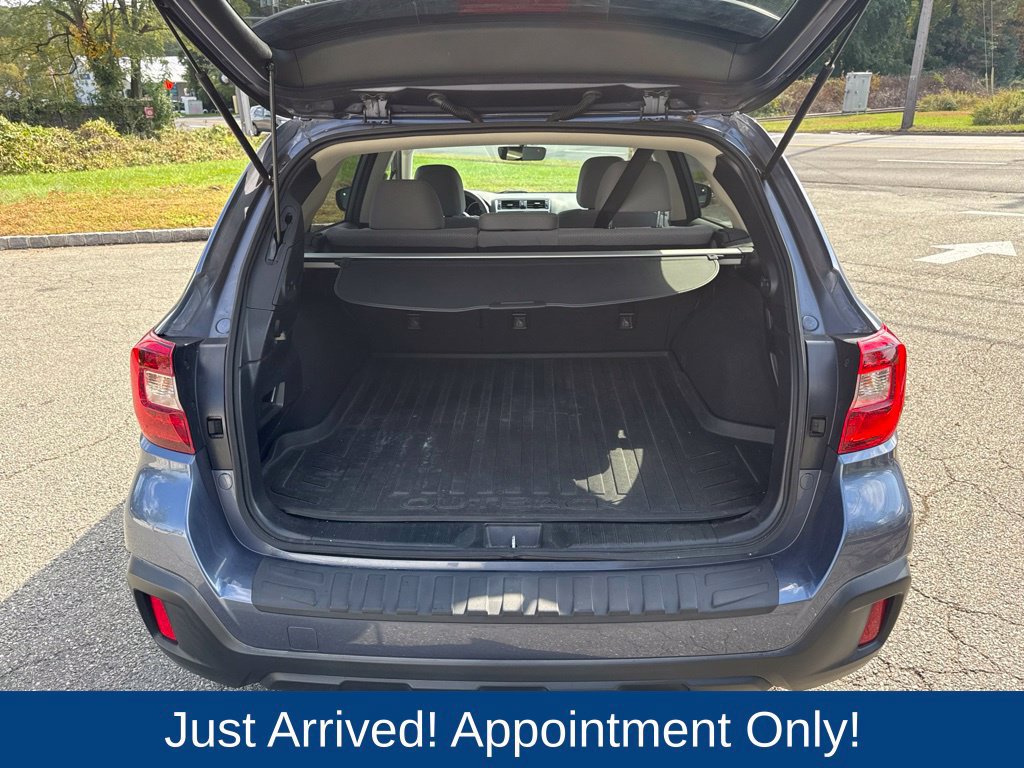 Used 2018 Subaru Outback 2.5i Premium AWD/4WD image 11