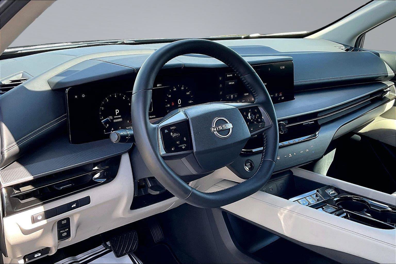 Certified 2025 Nissan Murano SV FWD image 15