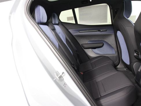 New 2026 Volvo EX30 Plus image 11