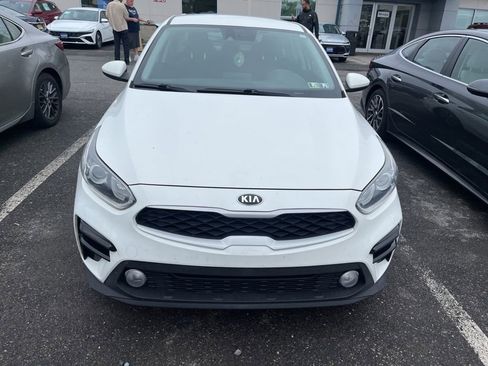 Used 2019 Kia Forte LXS FWD image 4