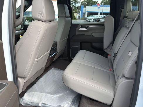New 2026 Chevrolet Silverado 1500 LTZ w/ LTZ Premium Package AWD/4WD image 11
