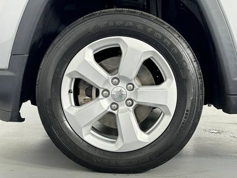 Used 2021 Jeep Compass Latitude w/ Convenience Group AWD/4WD image 33