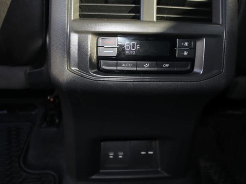 Used 2023 Volkswagen Atlas SEL image 16