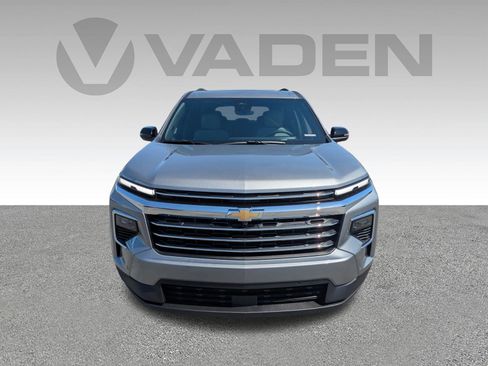 New 2026 Chevrolet Traverse LT w/ Enhanced Driving Package image 33