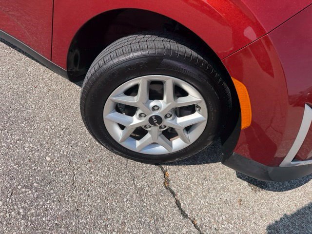 Used 2024 Kia Soul LX w/ Option Group 015 FWD image 34