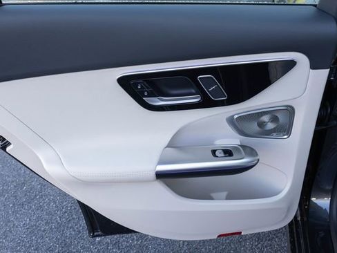 New 2026 Mercedes-Benz C 300 4MATIC Sedan image 15