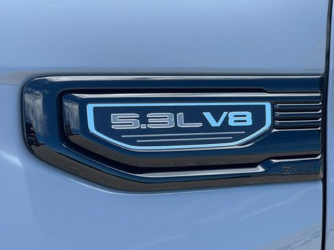 Used 2024 GMC Sierra 1500 Elevation AWD/4WD image 14