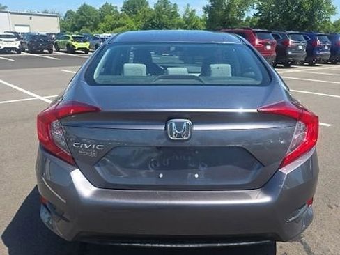 Used 2018 Honda Civic LX image 5