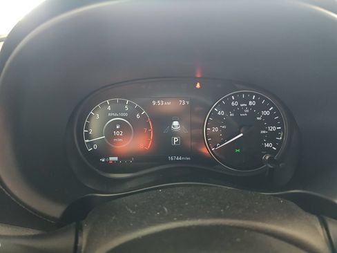 Used 2024 Nissan Kicks SV FWD image 5