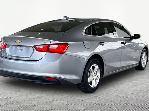 Used 2023 Chevrolet Malibu LT FWD image 5