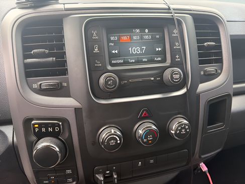 Used 2017 RAM 1500 Express AWD/4WD image 8
