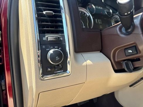 Used 2018 RAM 2500 Laramie w/ Off Road Package AWD/4WD image 16