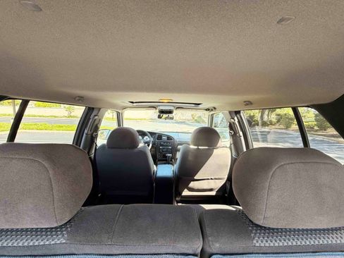 Used 2003 Nissan Pathfinder SE w/ SE Popular Pkg image 31