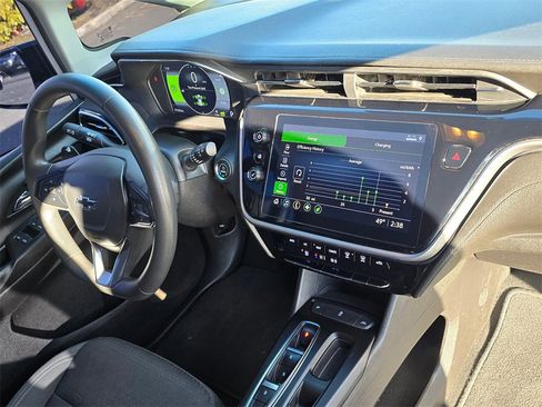 Used 2022 Chevrolet Bolt LT image 10