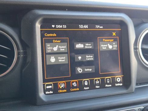 Used 2020 Jeep Wrangler Unlimited Sahara AWD/4WD image 6