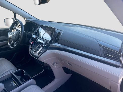 Used 2024 Honda Odyssey Elite image 31