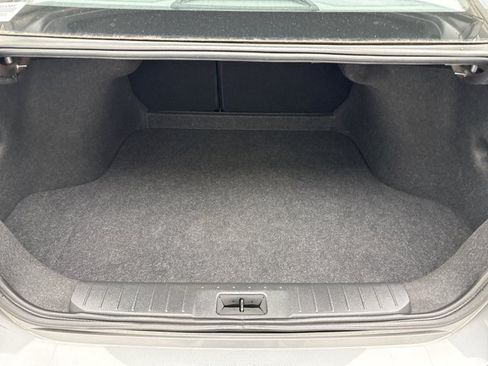 Used 2023 Nissan Sentra SV FWD image 19
