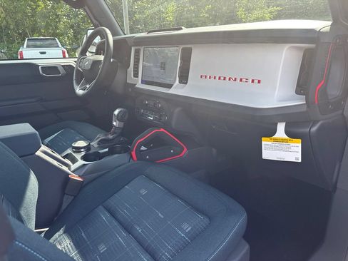 New 2026 Ford Bronco Heritage Edition AWD/4WD image 11