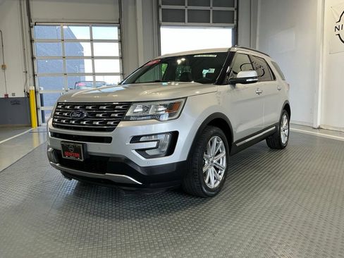 Used 2016 Ford Explorer Limited AWD/4WD image 2