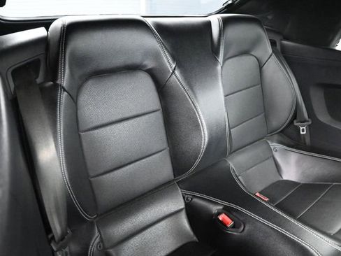 Used 2019 Ford Mustang GT Premium RWD image 18