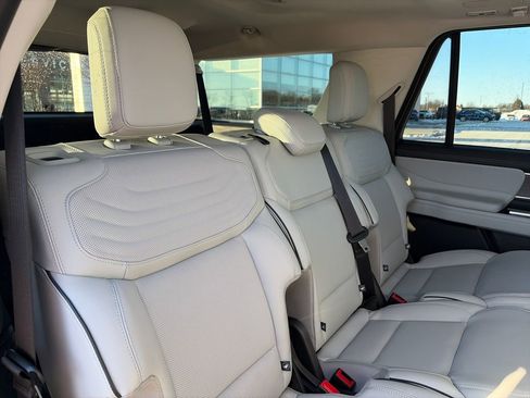 Used 2025 Ford Expedition Max Platinum w/ Platinum Ultimate Package image 41