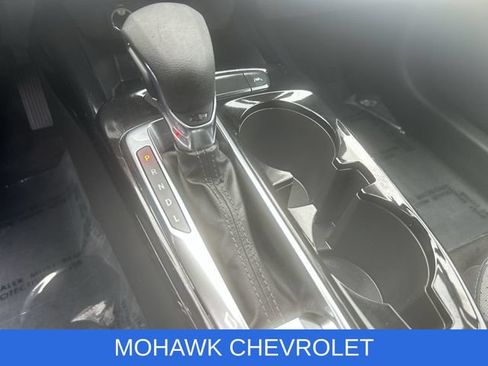 Used 2025 Chevrolet Trax LT w/ Driver Confidence Package FWD image 15