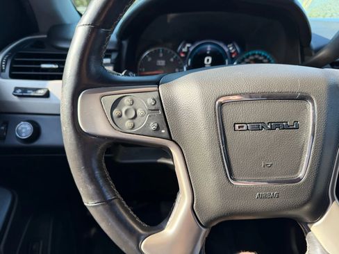 Used 2017 GMC Yukon Denali image 26