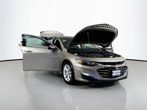 Used 2022 Chevrolet Malibu LT FWD image 20