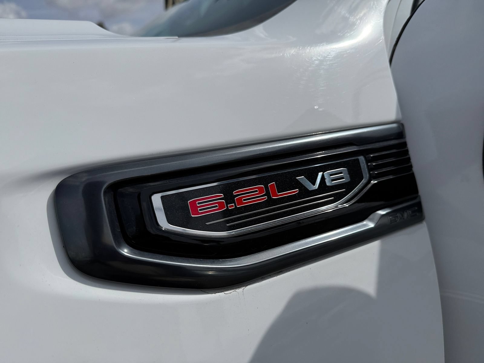 Used 2022 GMC Sierra 1500 AT4 AWD/4WD image 17