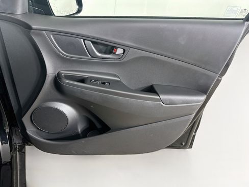 Used 2019 Hyundai Kona SE w/ Cargo Package FWD image 30