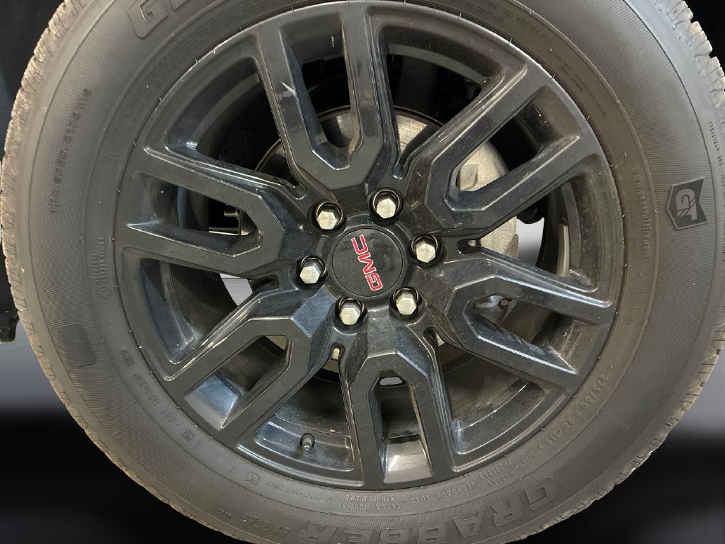 Used 2025 GMC Sierra 1500 Elevation AWD/4WD image 9