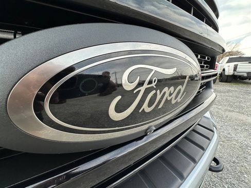 Used 2022 Ford F250 Lariat w/ Lariat Ultimate Package image 17