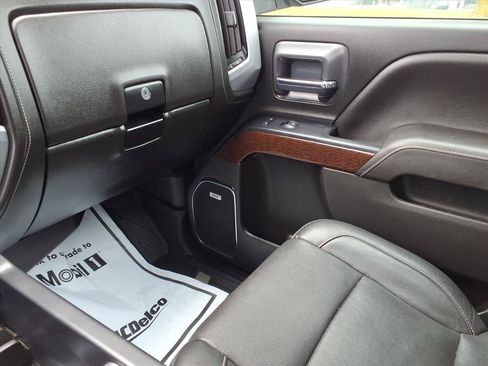 Used 2018 GMC Sierra 1500 SLT w/ SLT Premium Package AWD/4WD image 24
