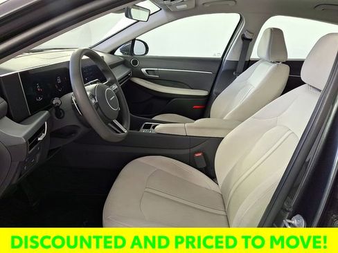 Certified 2025 Hyundai Sonata SEL image 15