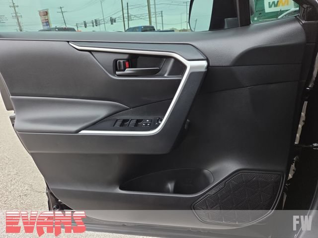 Certified 2025 Toyota RAV4 LE FWD image 17