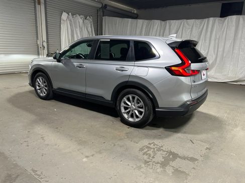 Used 2025 Honda CR-V EX-L image 5