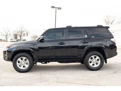 Used 2023 Toyota 4Runner SR5 image 4