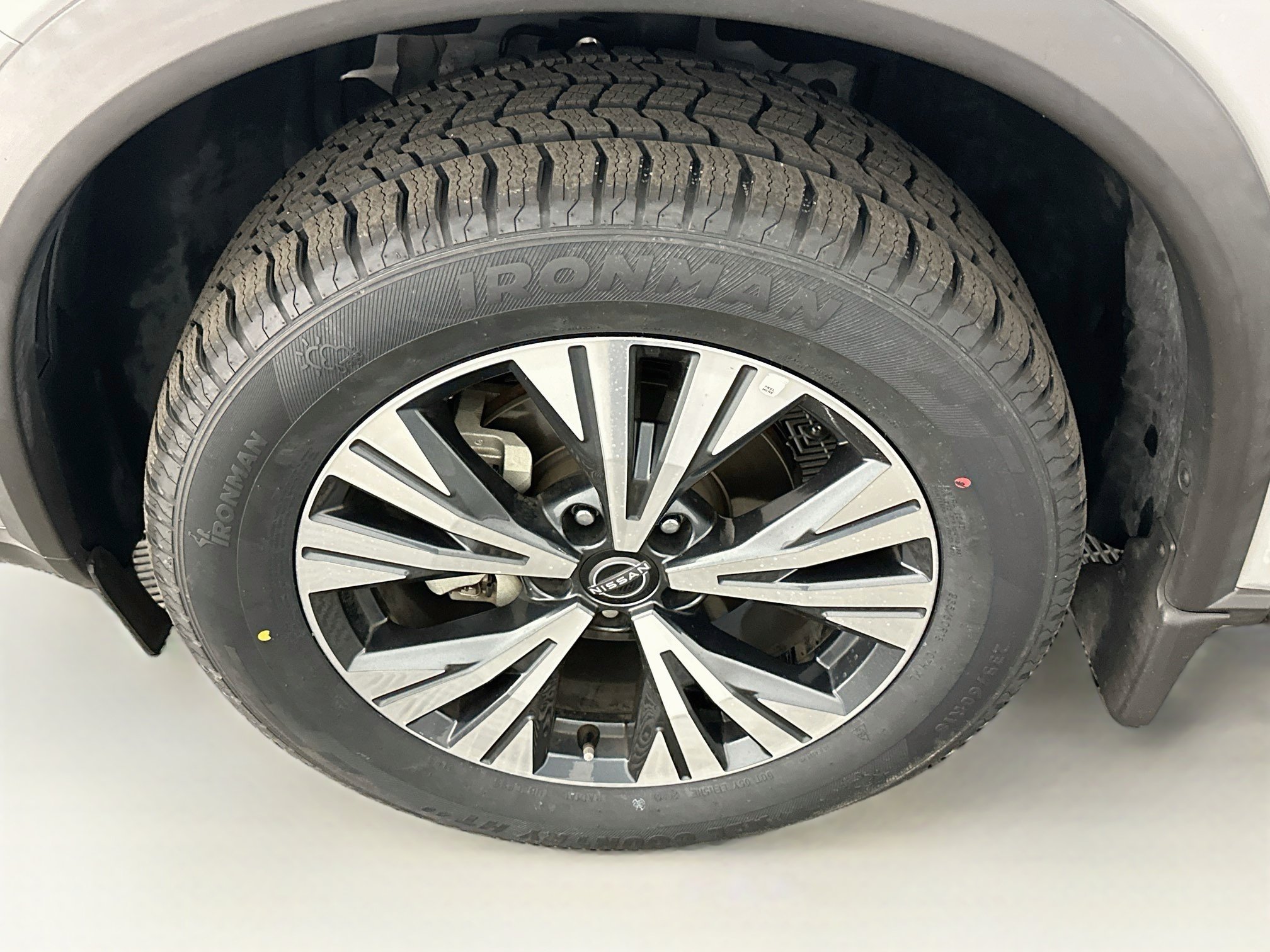 Used 2023 Nissan Rogue SV AWD/4WD image 11