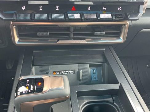 New 2025 GMC Hummer EV 3X w/ Extreme Off-Road Package image 29