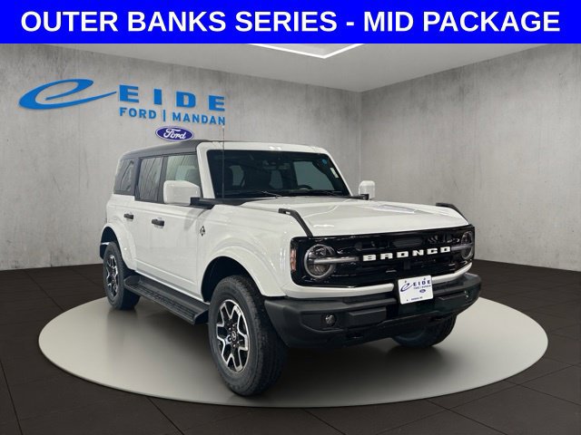 New 2026 Ford Bronco Outer Banks AWD/4WD image 1