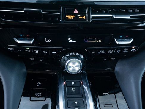 Certified 2023 Acura MDX SH-AWD w/ Technology Package image 38