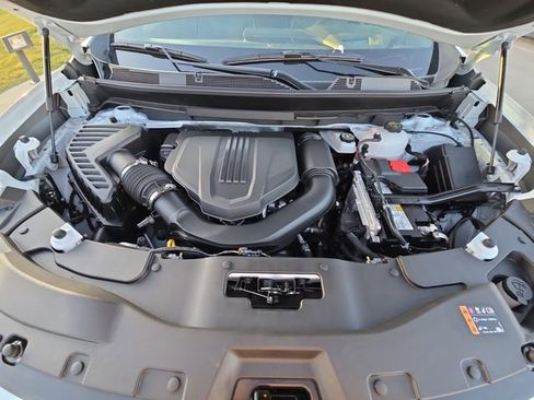 New 2026 GMC Acadia Denali w/ Super Cruise Package image 40