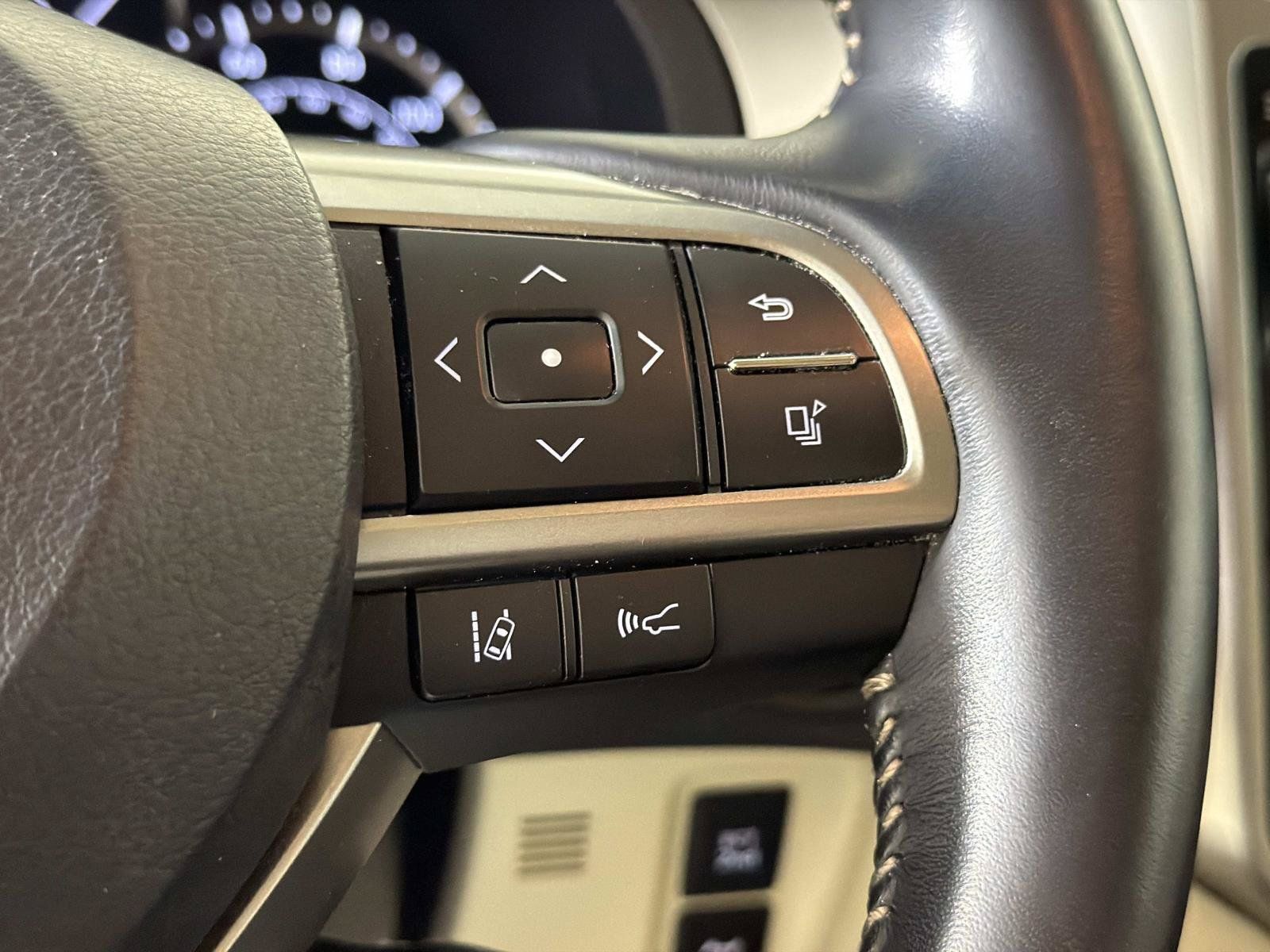 Used 2022 Lexus GX 460 Premium w/ Premium Package AWD/4WD image 30