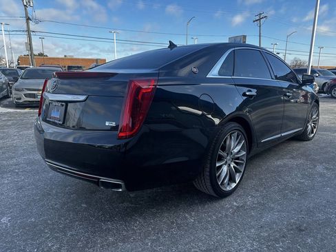 Used 2013 Cadillac XTS Platinum image 3